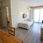 çilek Marina Otel Çeşme