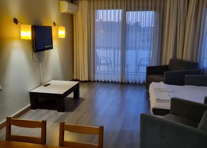 Cilek Marina * Çeşme