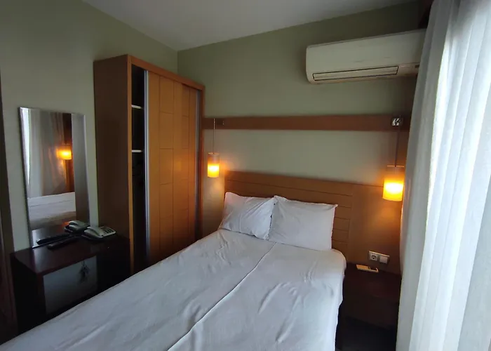 Cilek Marina ホテル *