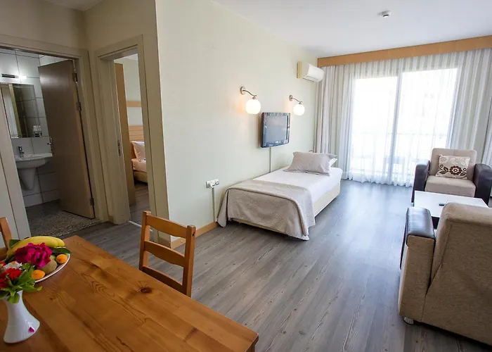 Cilek Marina ホテル Çeşme